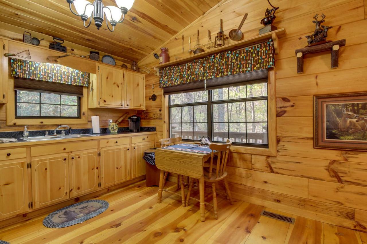 Tree Song Mountain Creek Cabin エリジェイ エクステリア 写真