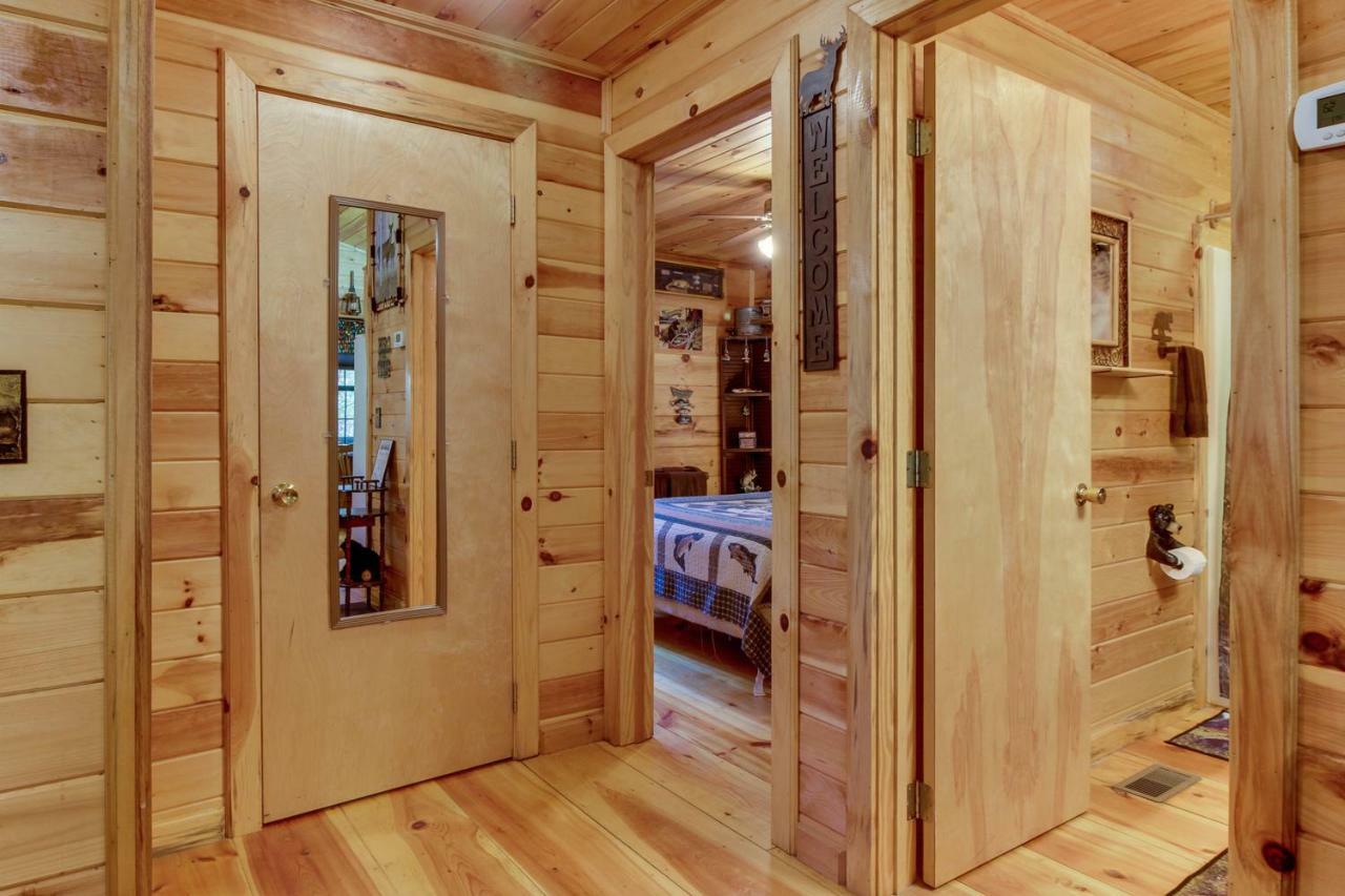 Tree Song Mountain Creek Cabin エリジェイ エクステリア 写真